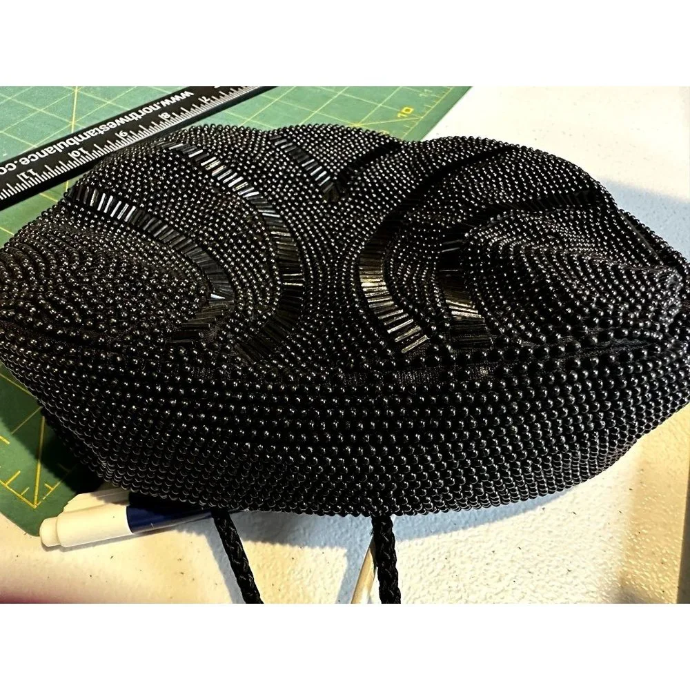 Vintage Beaded Black Evening Purse Crossbody Zip Closure Shoulder Strap Scallop - Picture 9 of 9